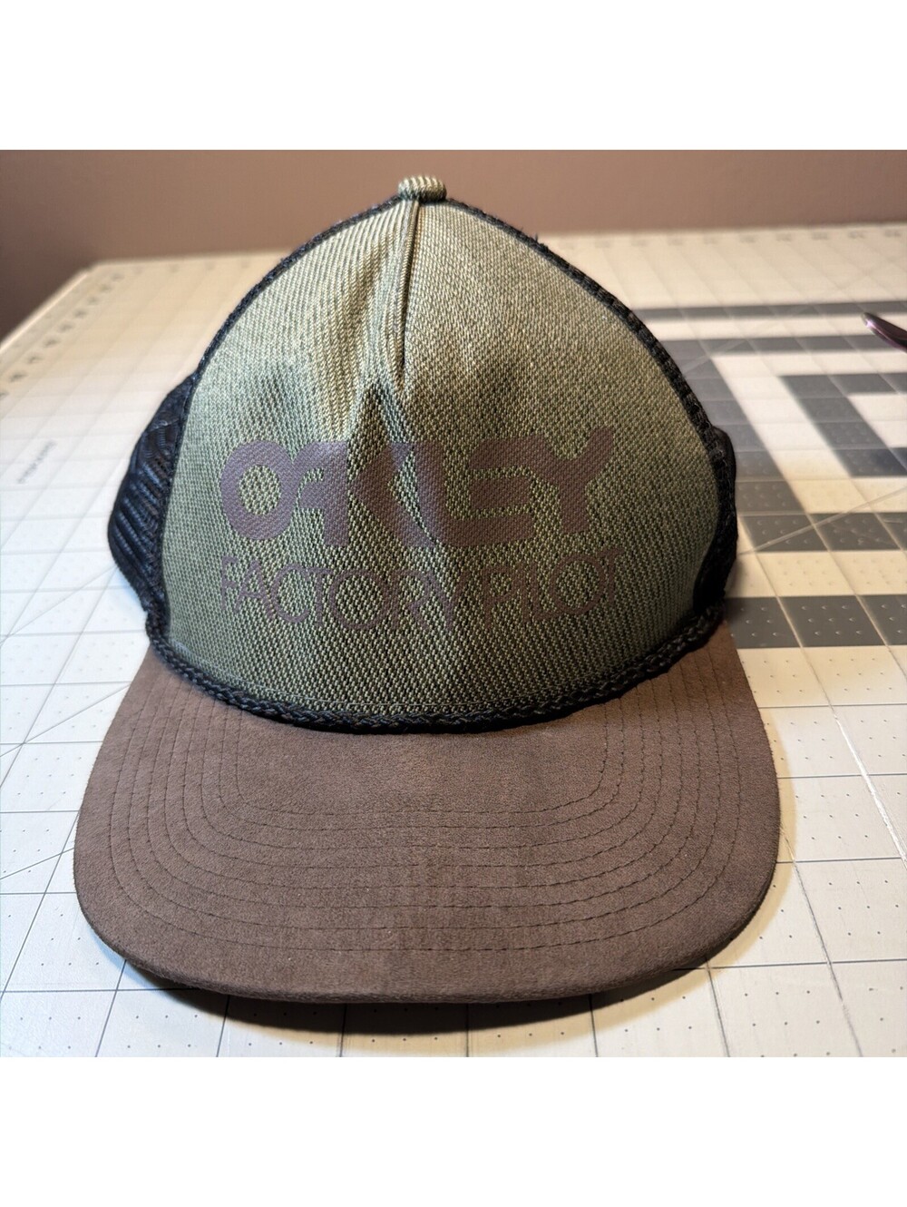 Oakley Factory Pilot Trucker Hat Mesh Snapback Baseball Cap